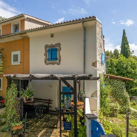 Prázdninový dům Gorgeous In With Kitchen