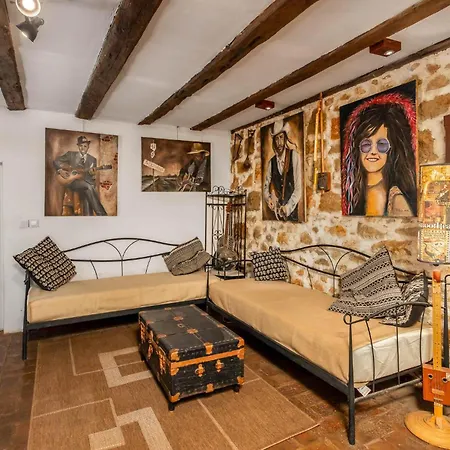 Ferienhaus Stunning In With Wifi Rijeka