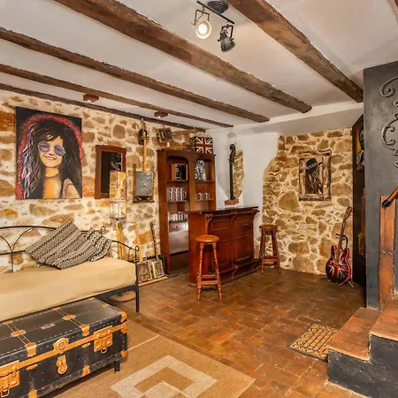 Ferienhaus Stunning In With Wifi